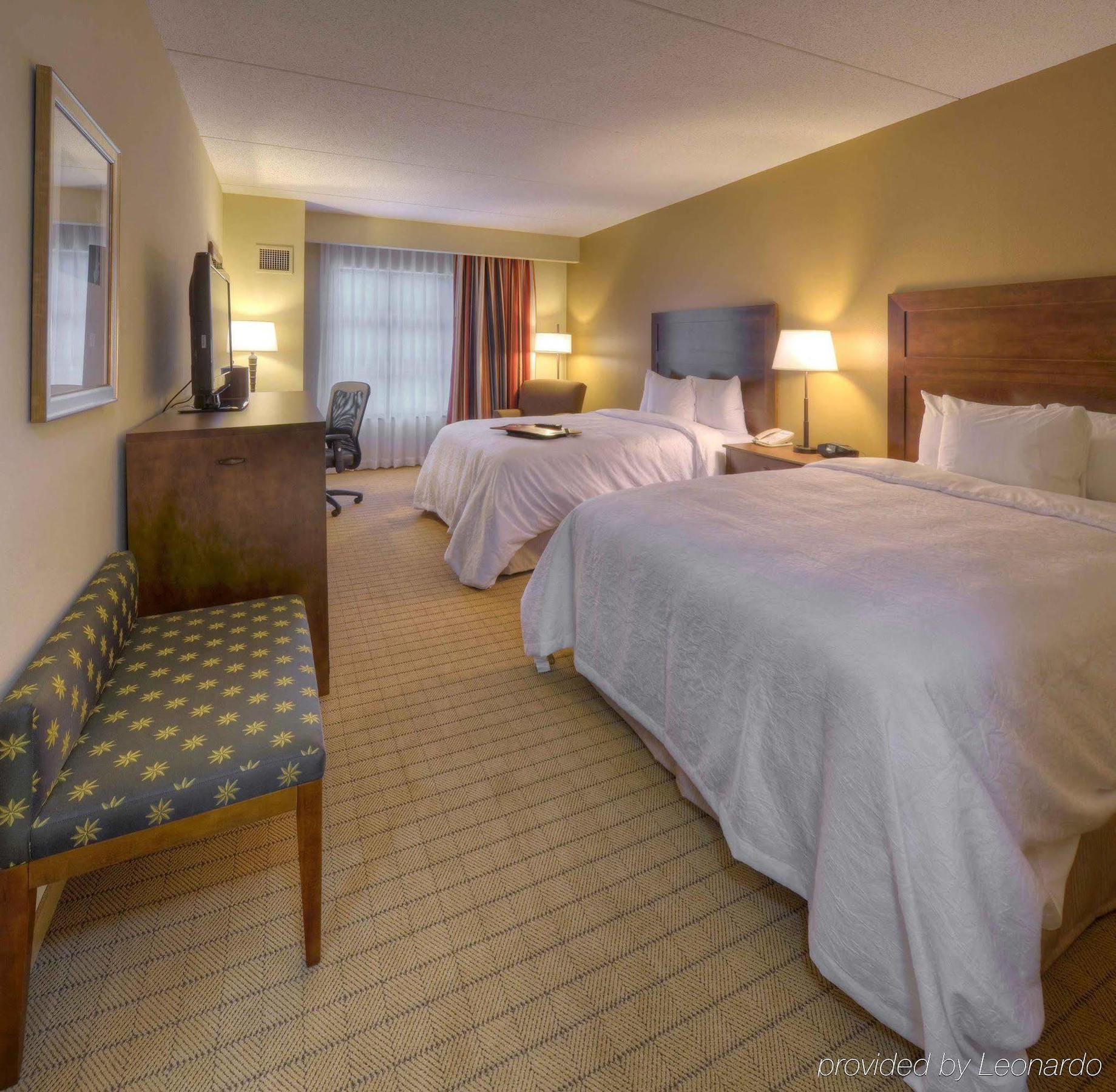 Hampton Inn Columbus/South-Fort Benning Bagian luar foto