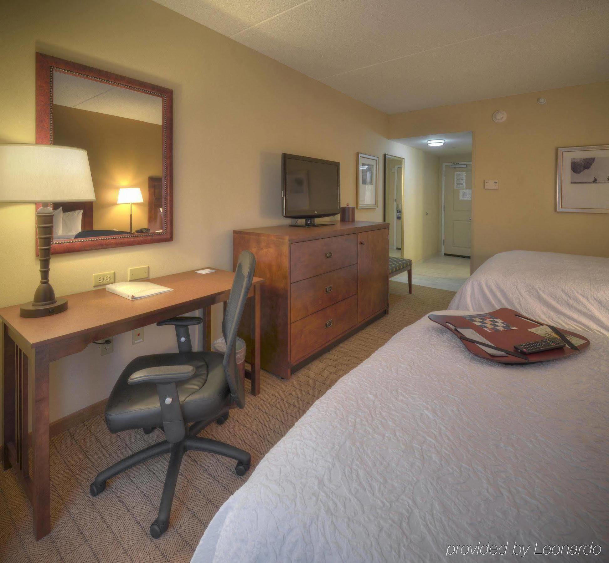 Hampton Inn Columbus/South-Fort Benning Bagian luar foto